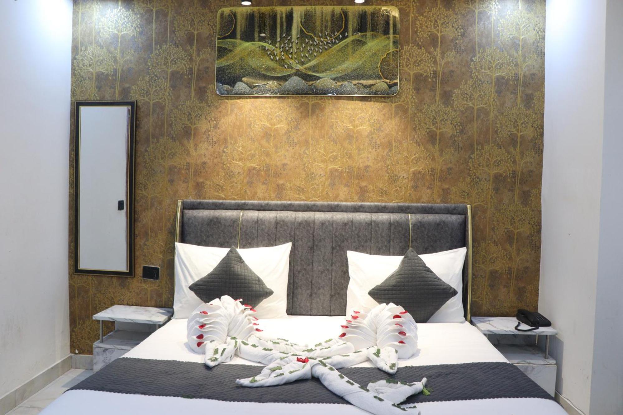 Amaze Stays Noida Sector 70 Exterior foto