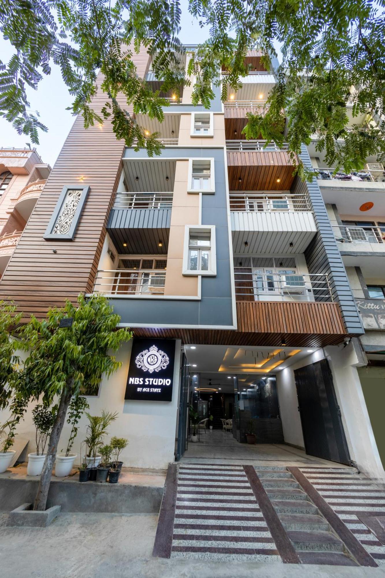Amaze Stays Noida Sector 70 Exterior foto