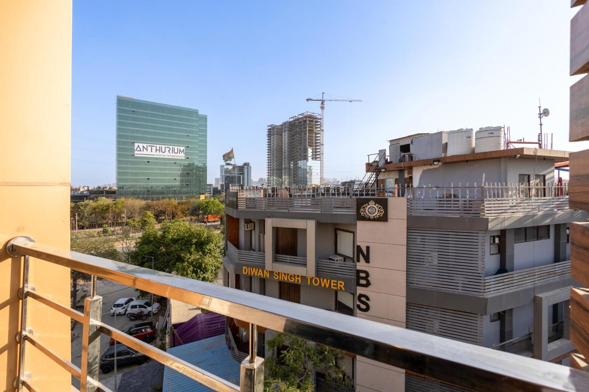 Amaze Stays Noida Sector 70 Exterior foto